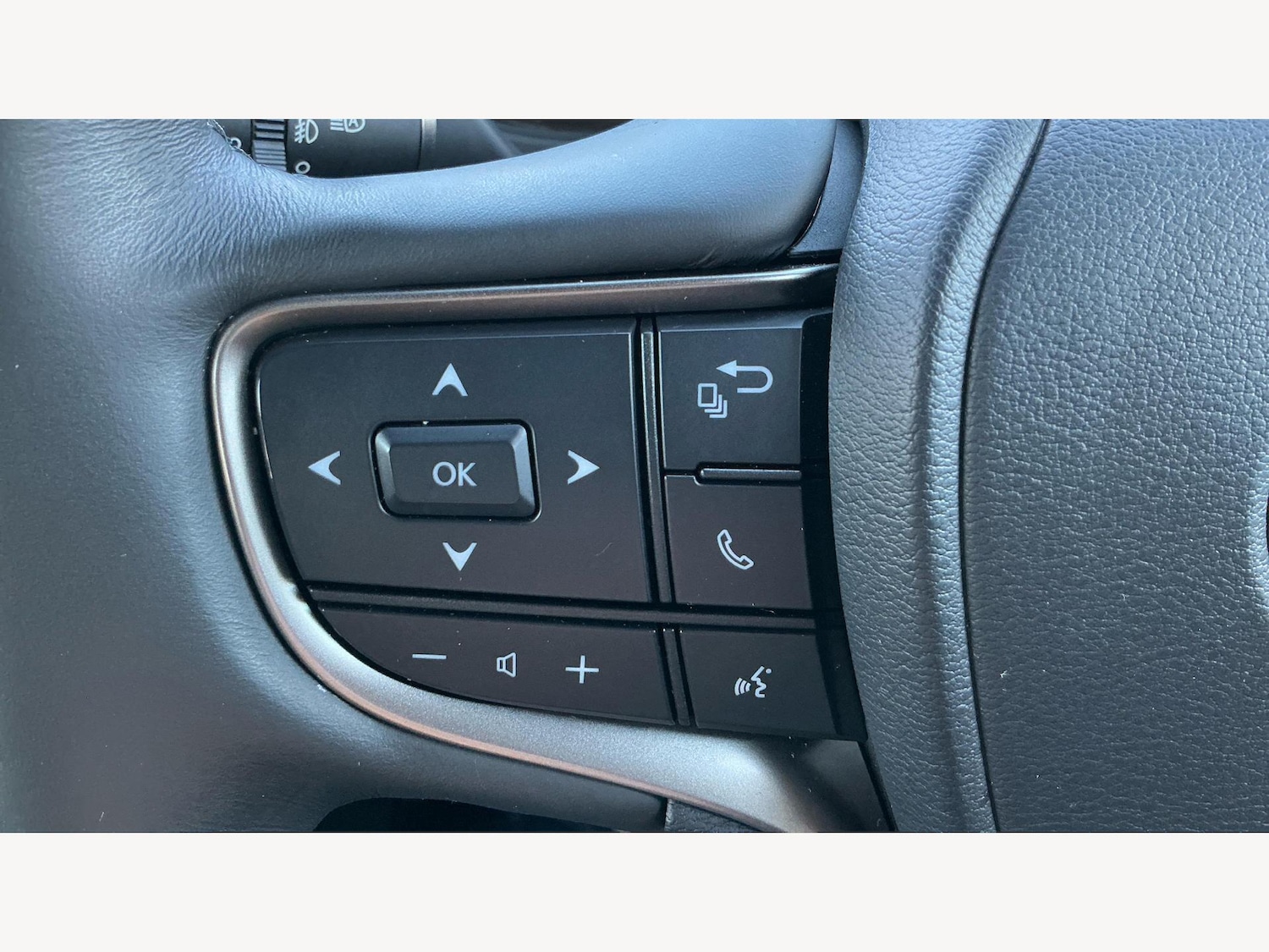 Used Lexus UX 2022 for sale - 76584493: Photo 32