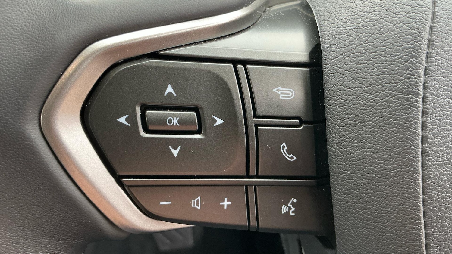 Used Lexus NX 2023 for sale - 76584964: Photo 35