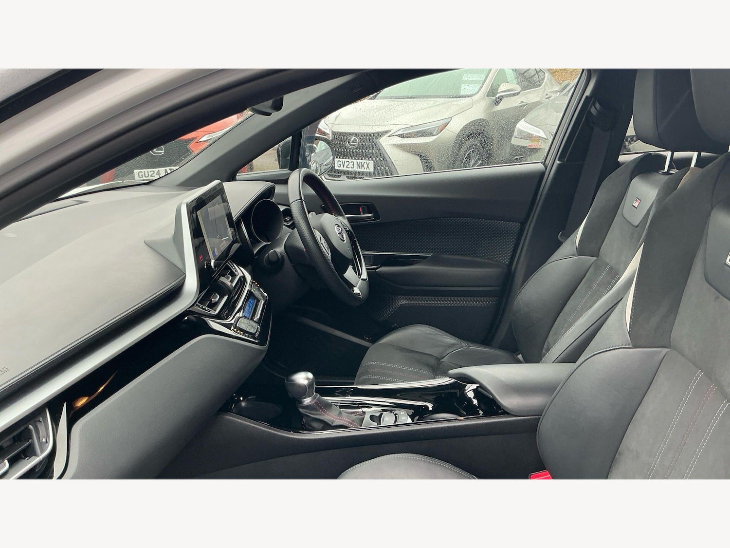 Used Toyota C-HR 2023 for sale - 77612693: Photo 8