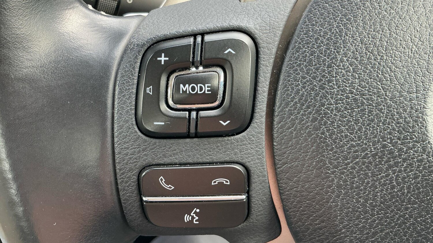 Used Lexus IS 2019 for sale - 78007382: Photo 33