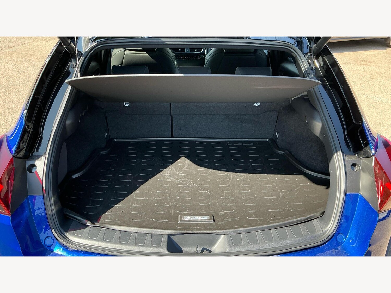 Used Lexus UX 2025 for sale - 77074097: Photo 17