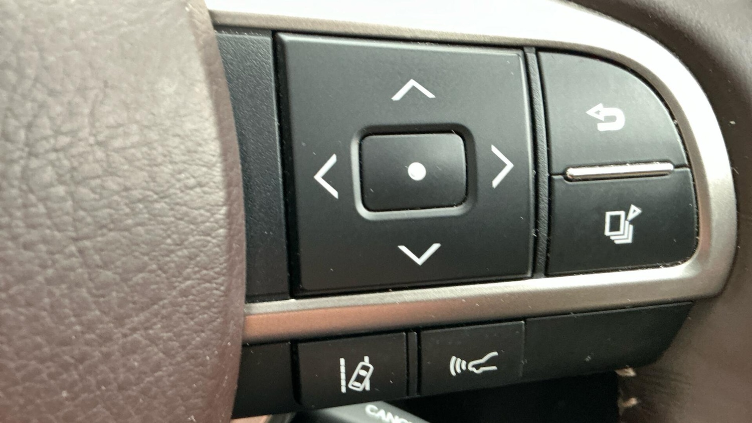 Used Lexus RX 2017 for sale - 76538795: Photo 37