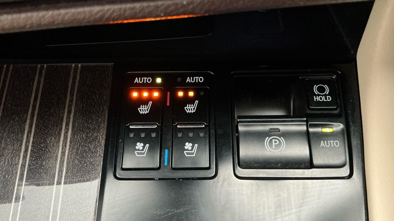 Used Lexus RX 2017 for sale - 76538795: Photo 39