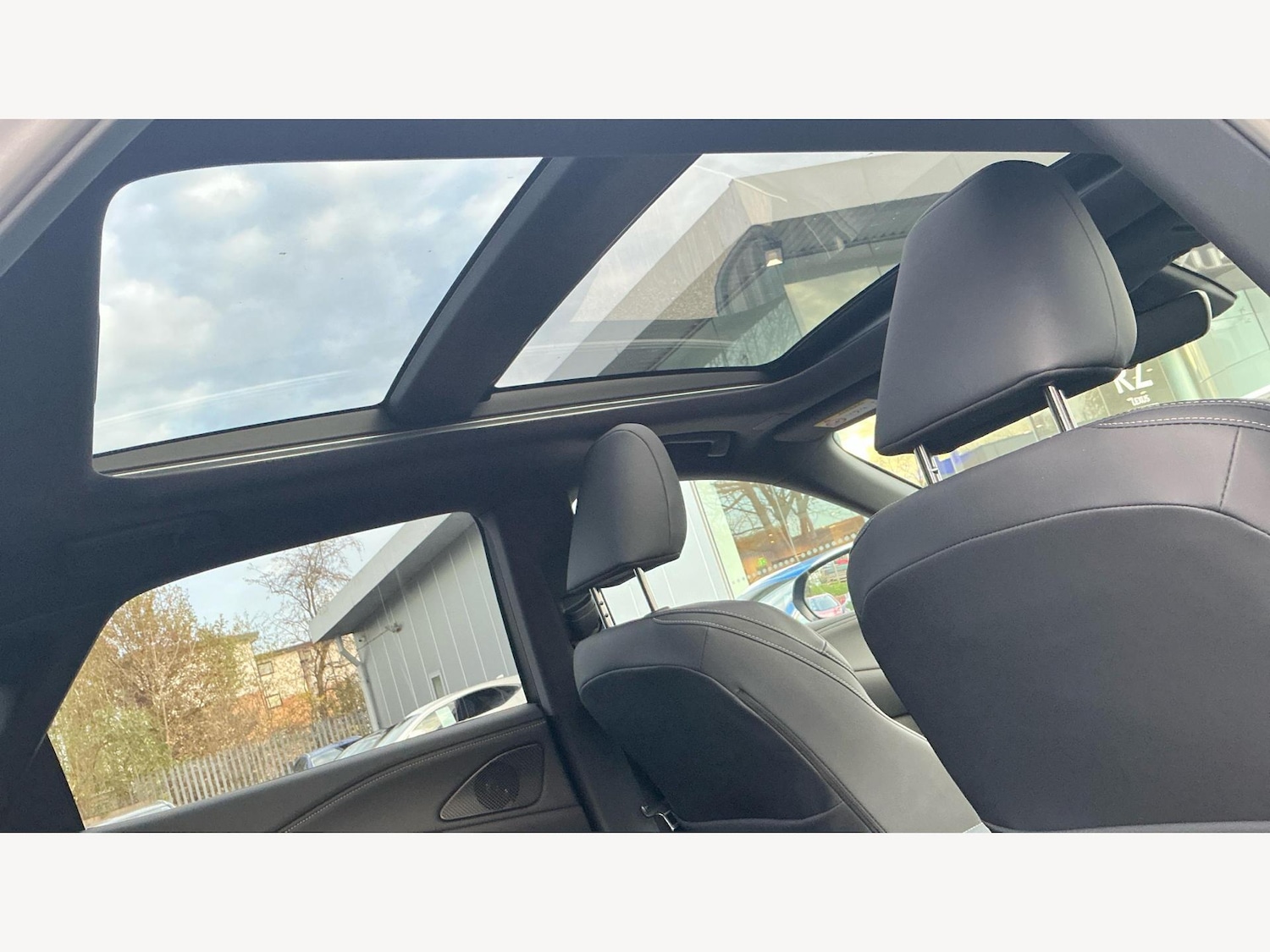 Used Lexus RX 2023 for sale - 76607493: Photo 28