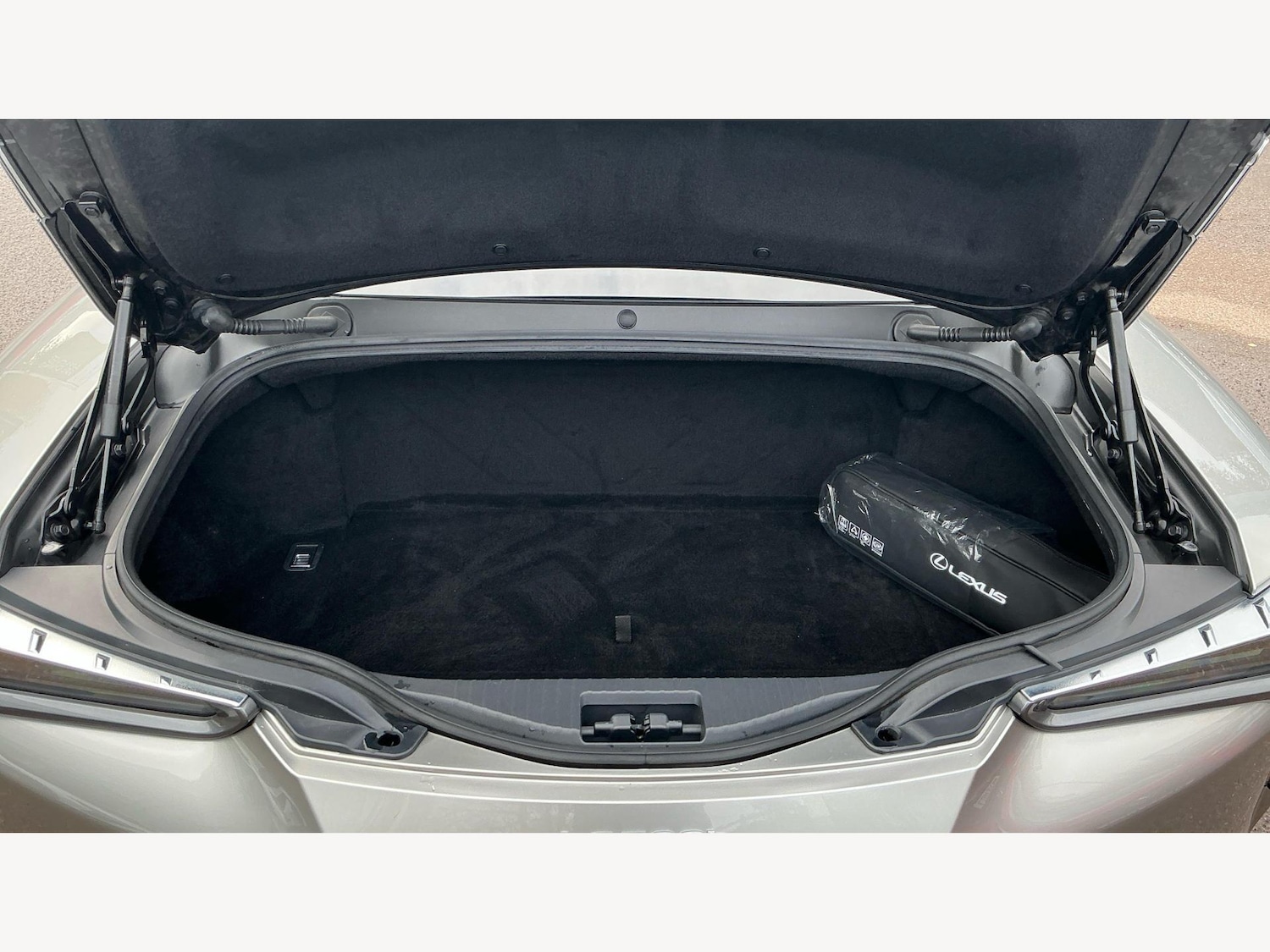 Used Lexus LC for sale - 76522174: Photo 17