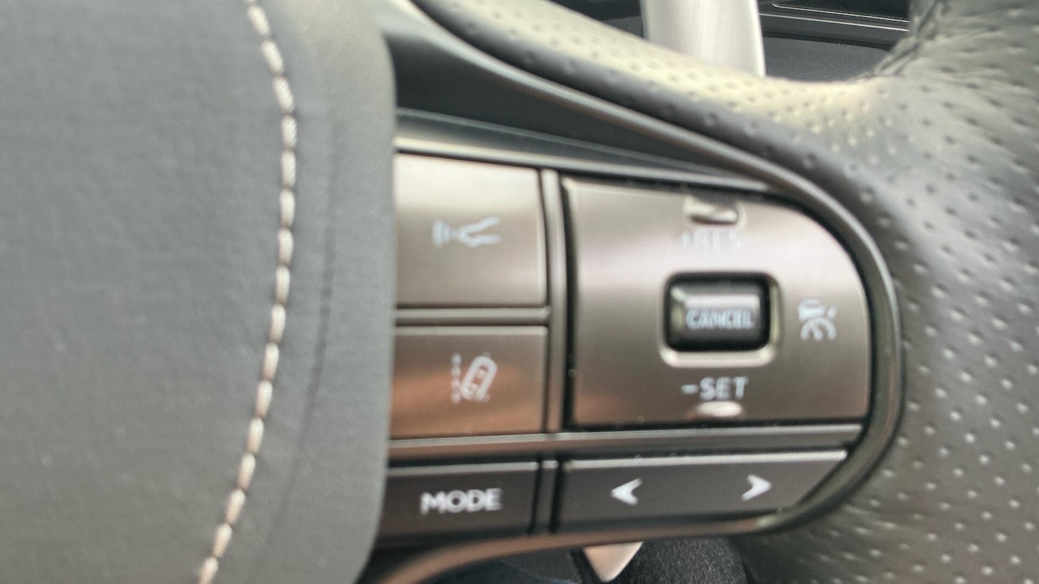 Used Lexus LC for sale - 76522174: Photo 35