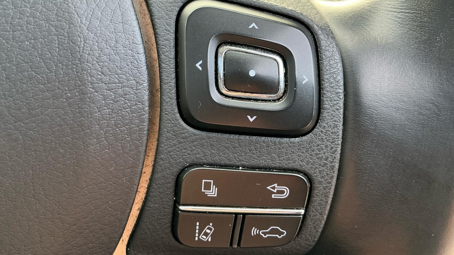 Used Lexus NX 2019 for sale - 76658140: Photo 35