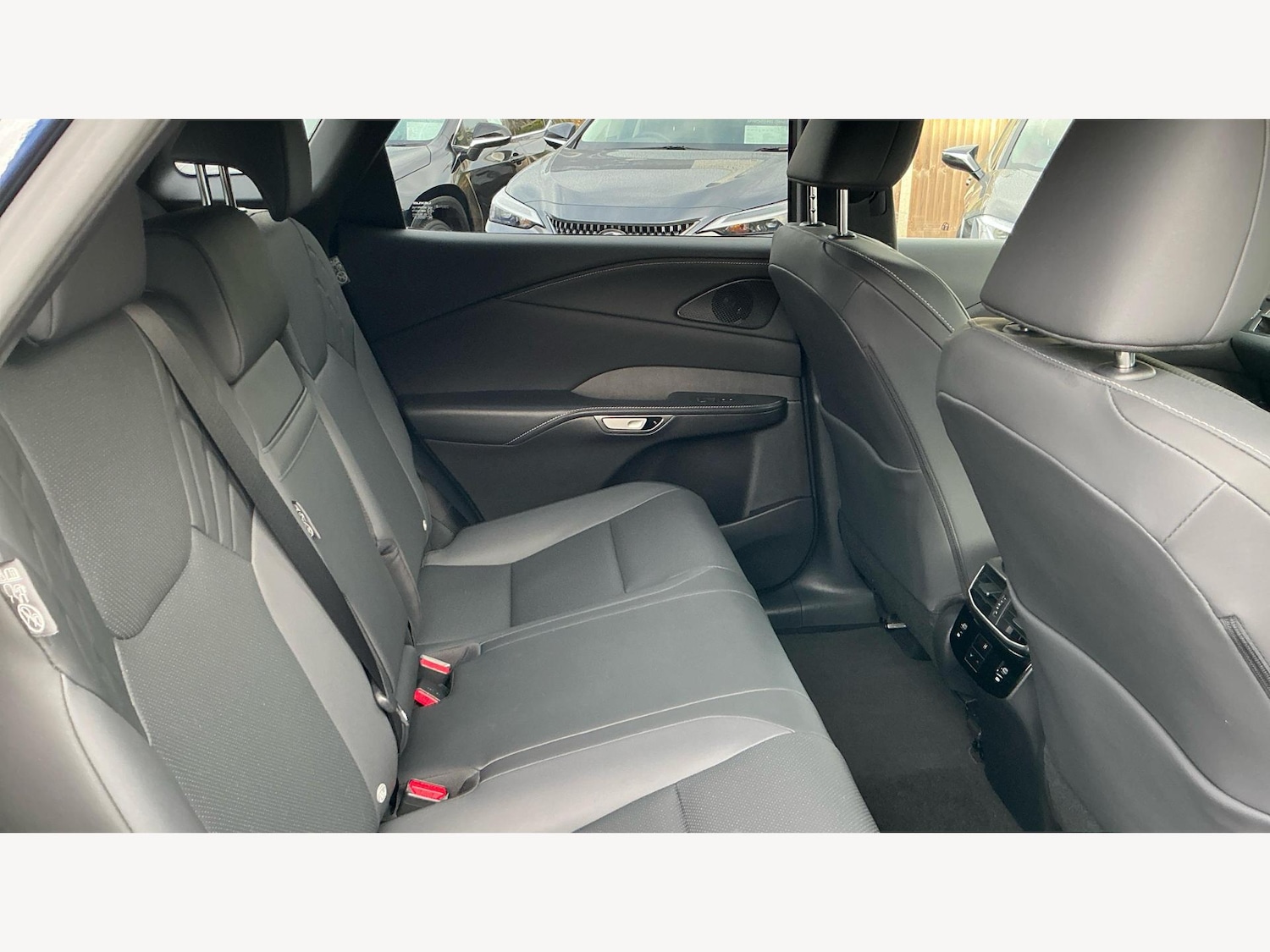 Used Lexus RX 2023 for sale - 76446818: Photo 11