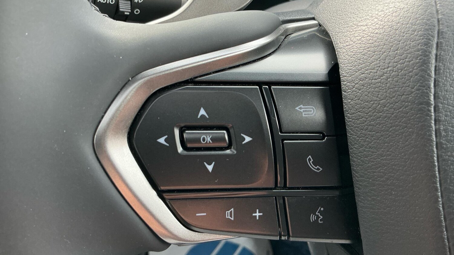 Used Lexus RX 2023 for sale - 76446818: Photo 34