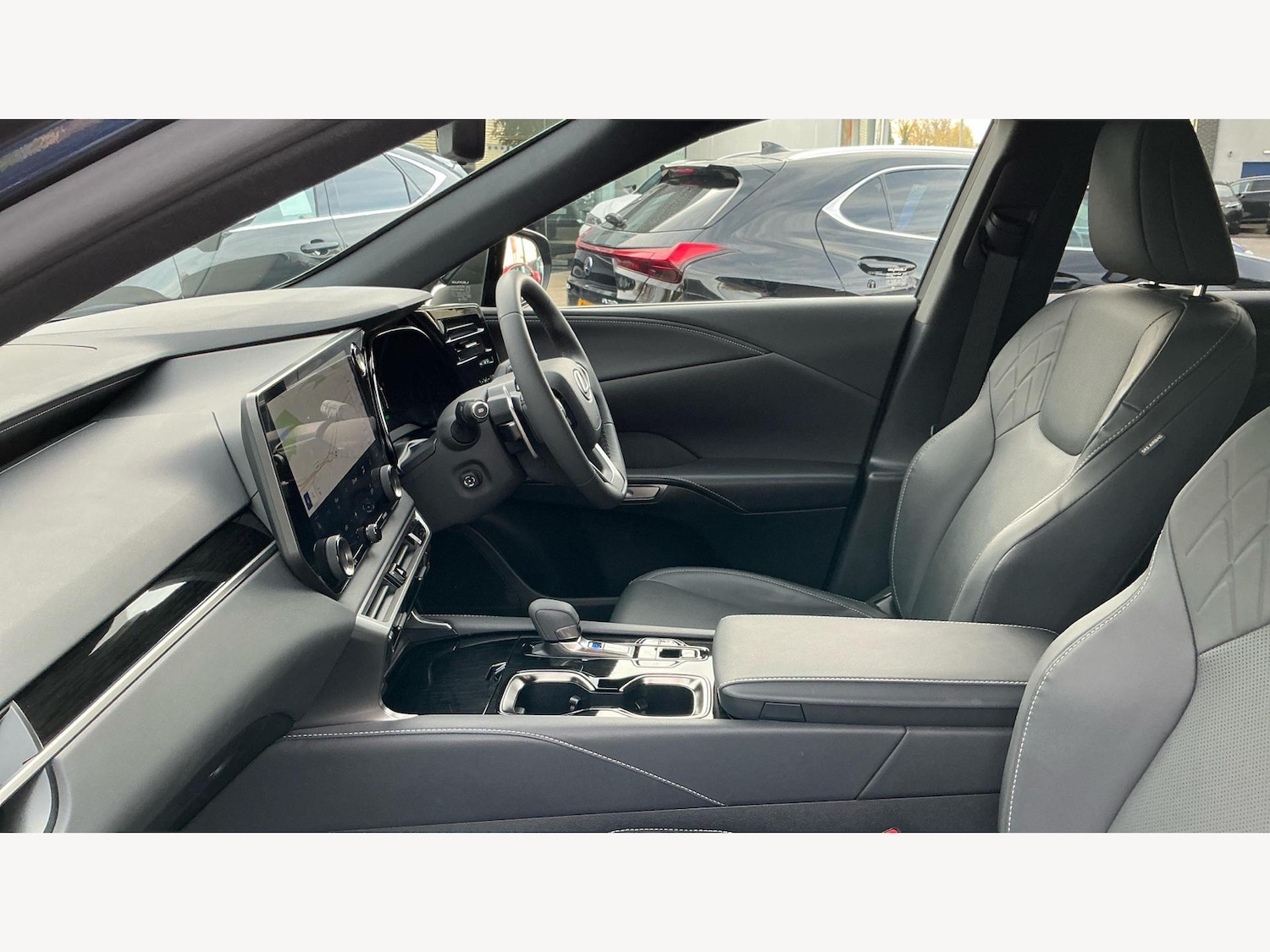 Used Lexus RX 2023 for sale - 76446818: Photo 8