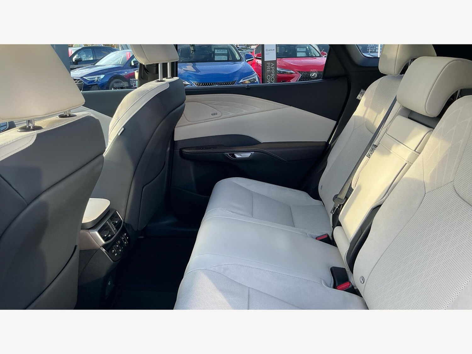 Used Lexus RX 2025 for sale - 77537588: Photo 16