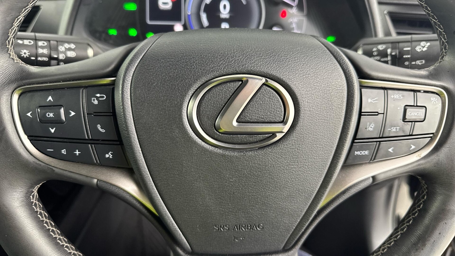 Used Lexus UX 2022 for sale - 76325906: Photo 11