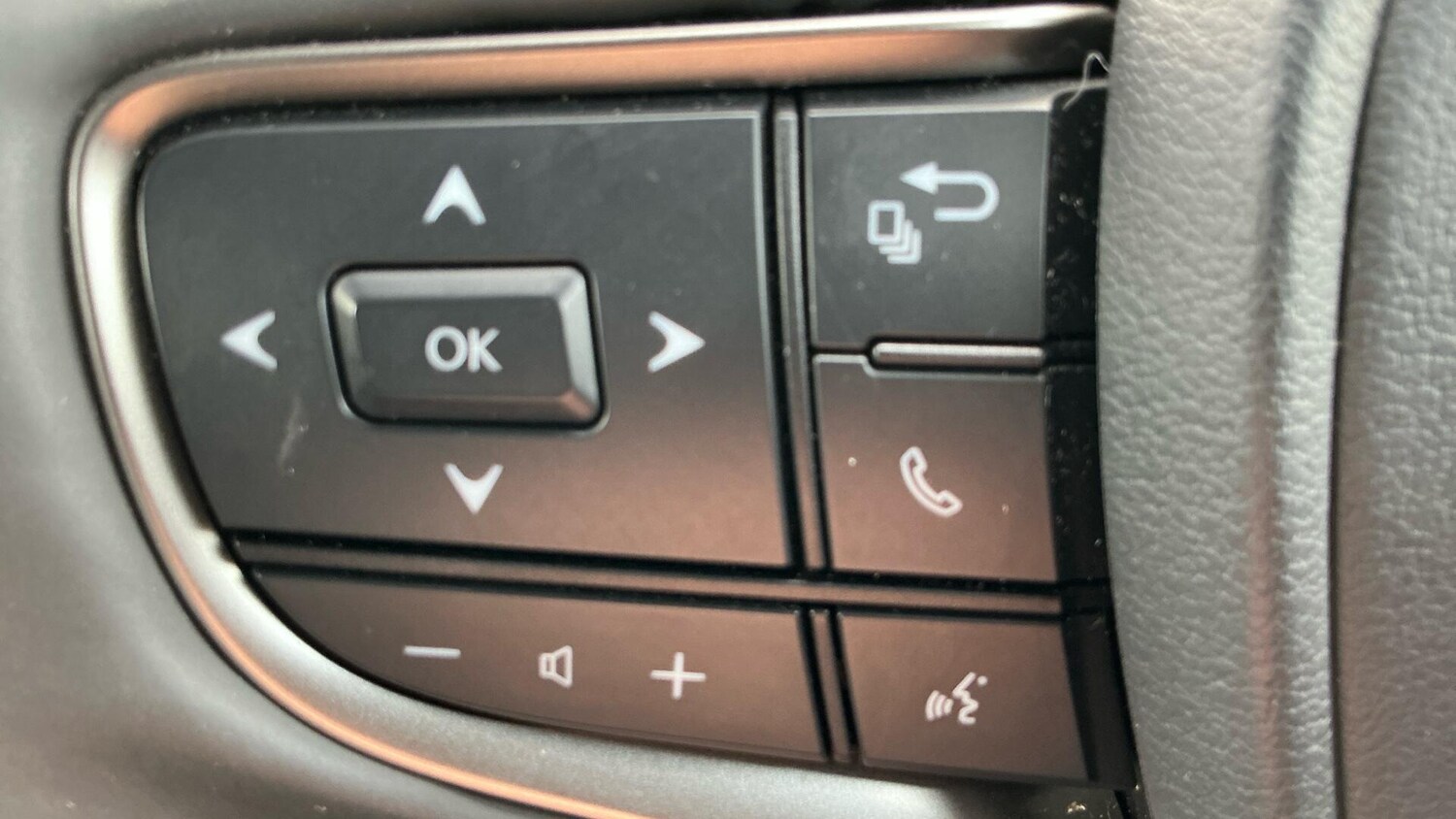 Used Lexus UX 2024 for sale - 77574343: Photo 34