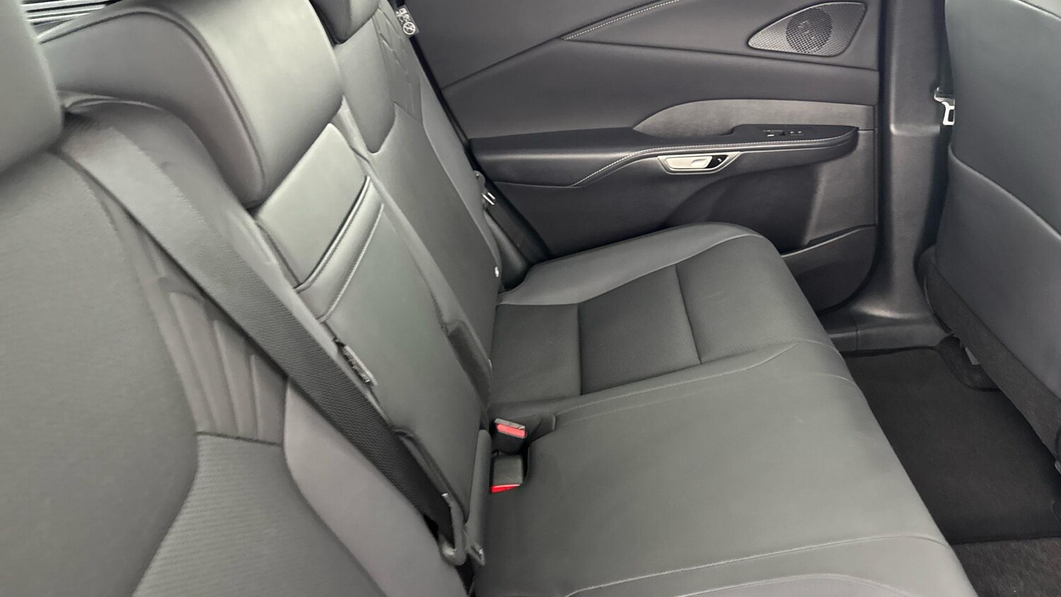 Used Lexus RX 2024 for sale - 77359005: Photo 9