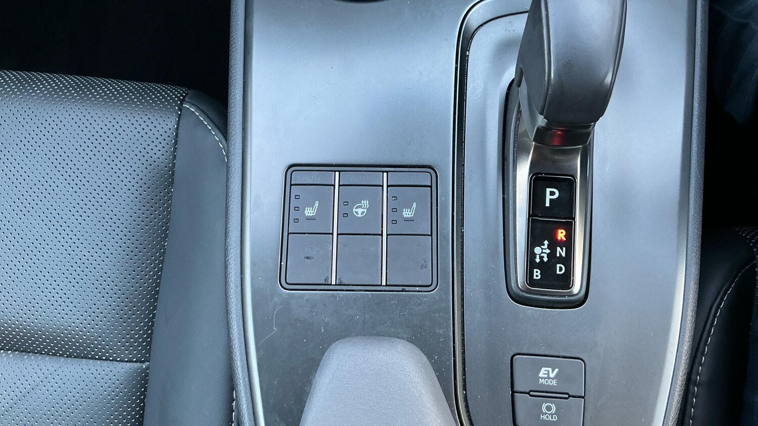 Used Lexus UX 2024 for sale - 77411090: Photo 36