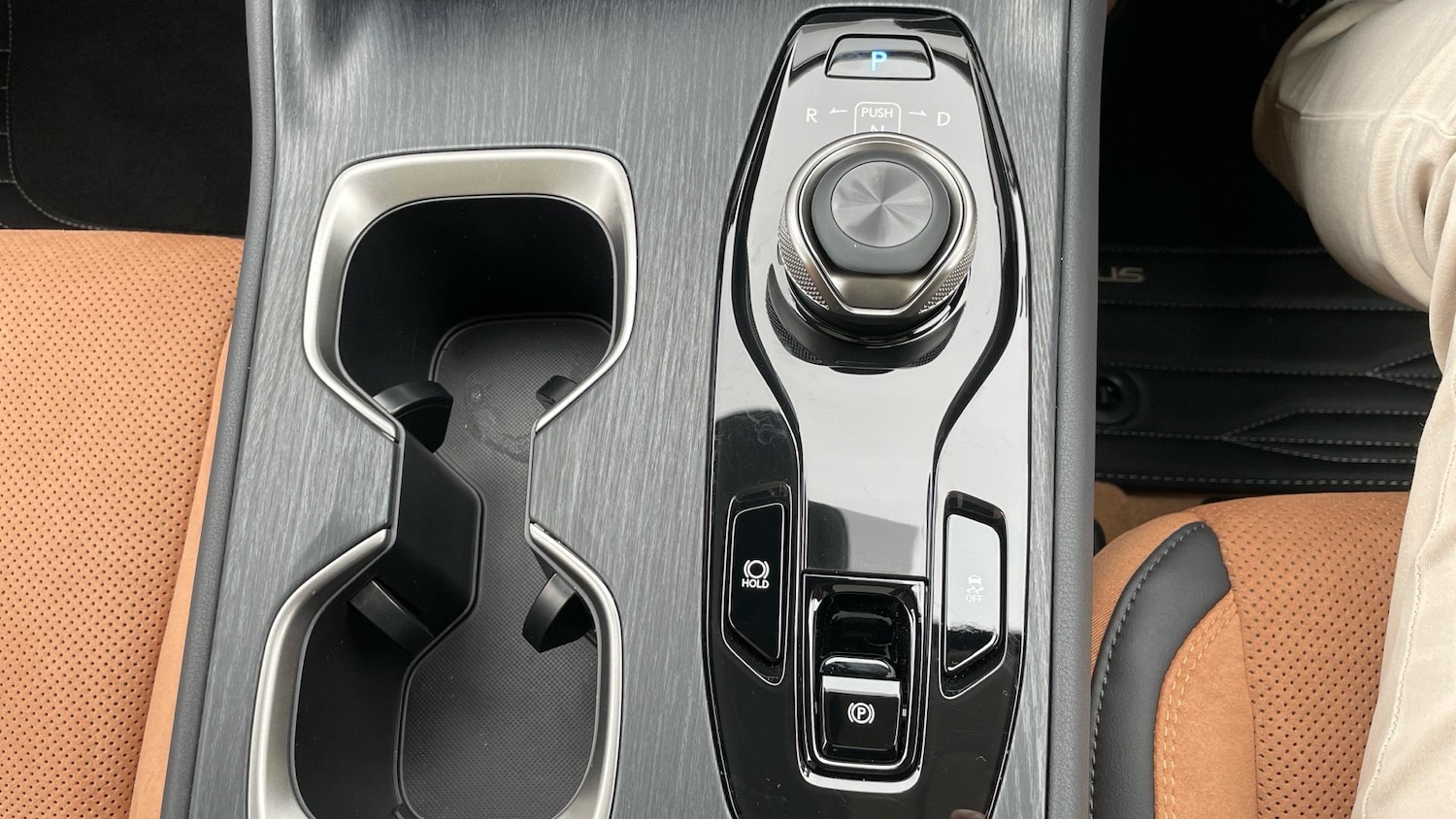 Used Lexus RZ 2024 for sale - 77484611: Photo 38