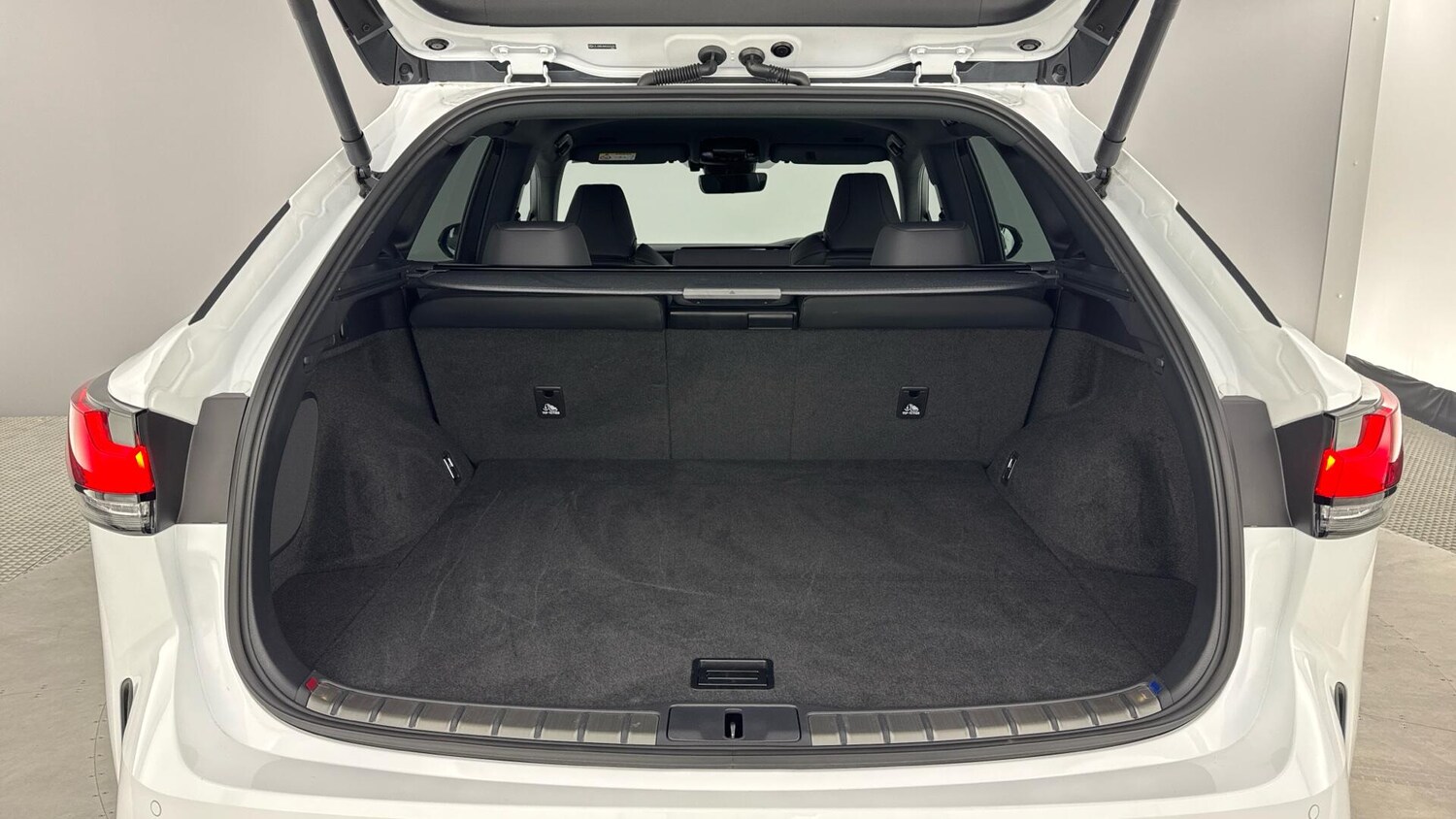 Used Lexus RX 2024 for sale - 77396653: Photo 15