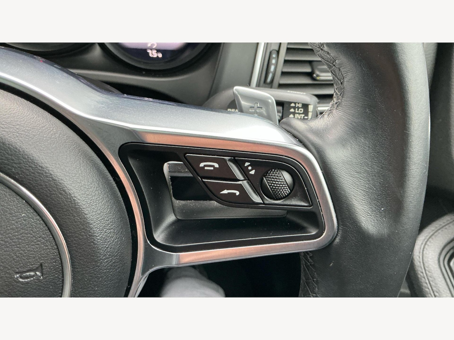 Used Porsche Macan 2018 for sale - 77637894: Photo 31