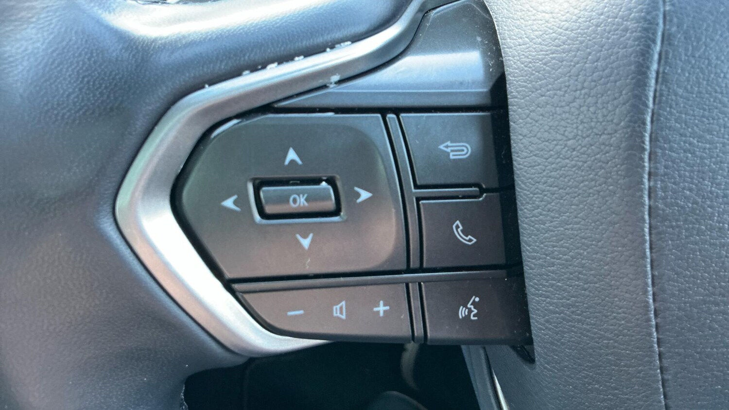 Used Lexus NX for sale - 77497168: Photo 35