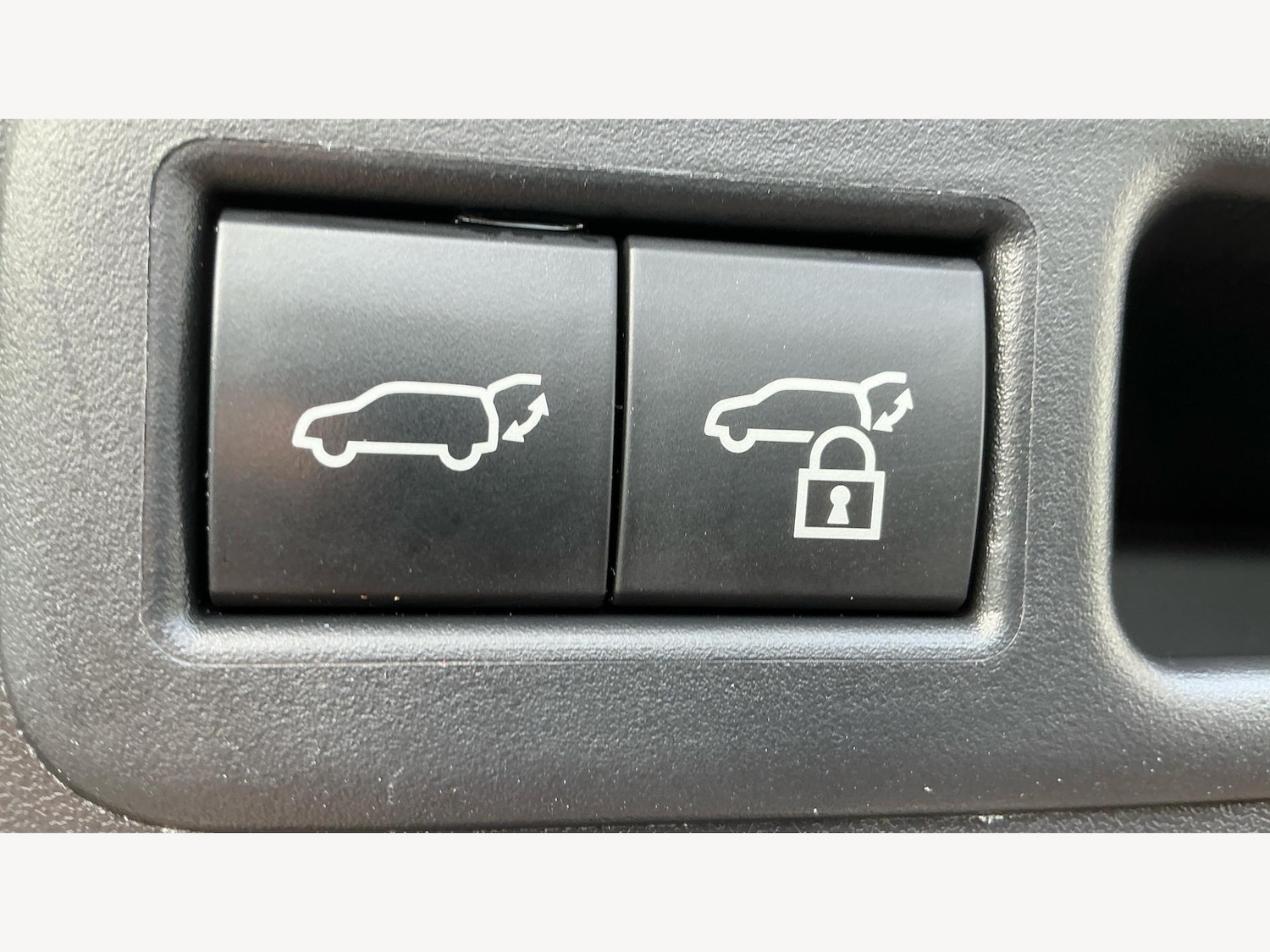 Used Lexus UX 2025 for sale - 78073044: Photo 28