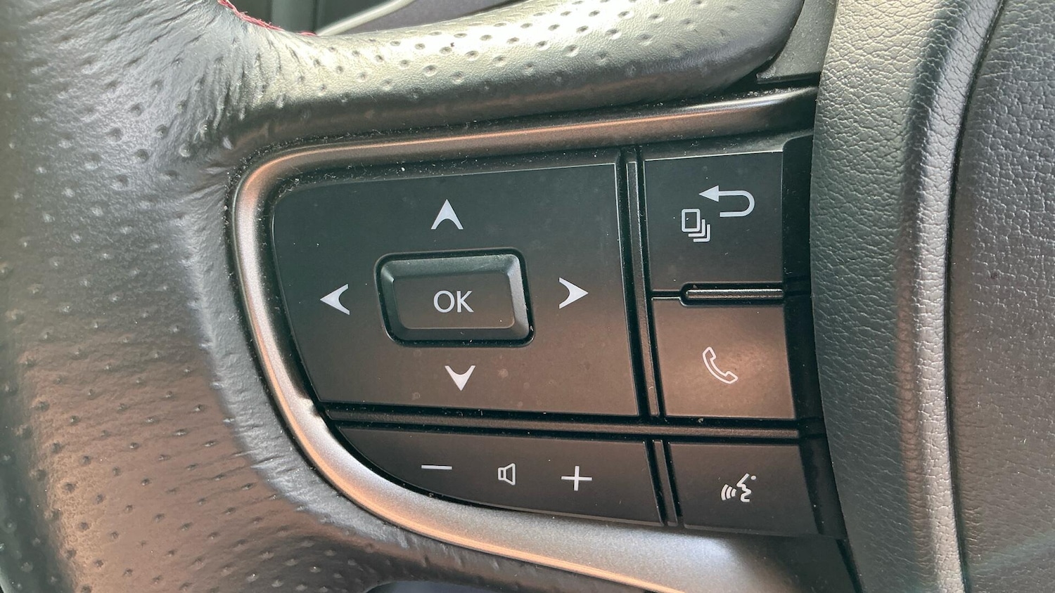 Used Lexus UX 2025 for sale - 78073044: Photo 33