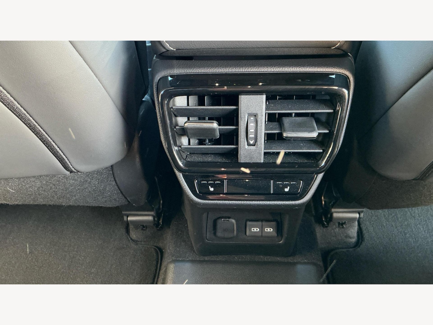 Used Lexus NX 2022 for sale - 76765603: Photo 29