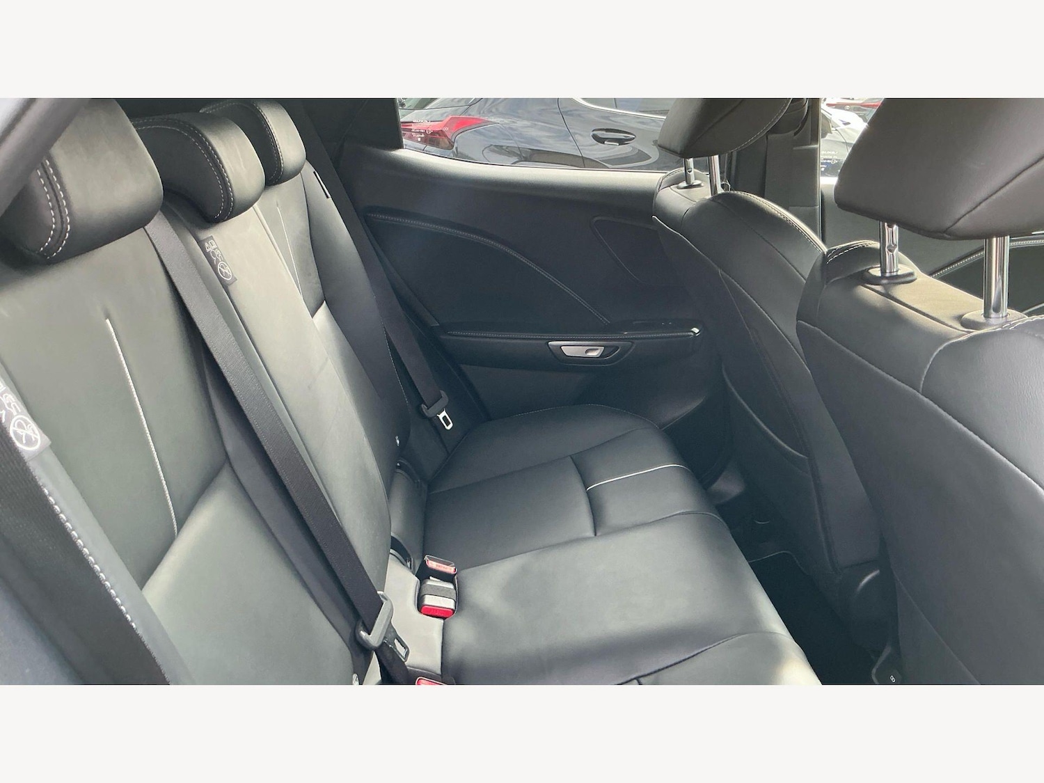 Used Lexus LBX 2024 for sale - 78072952: Photo 11