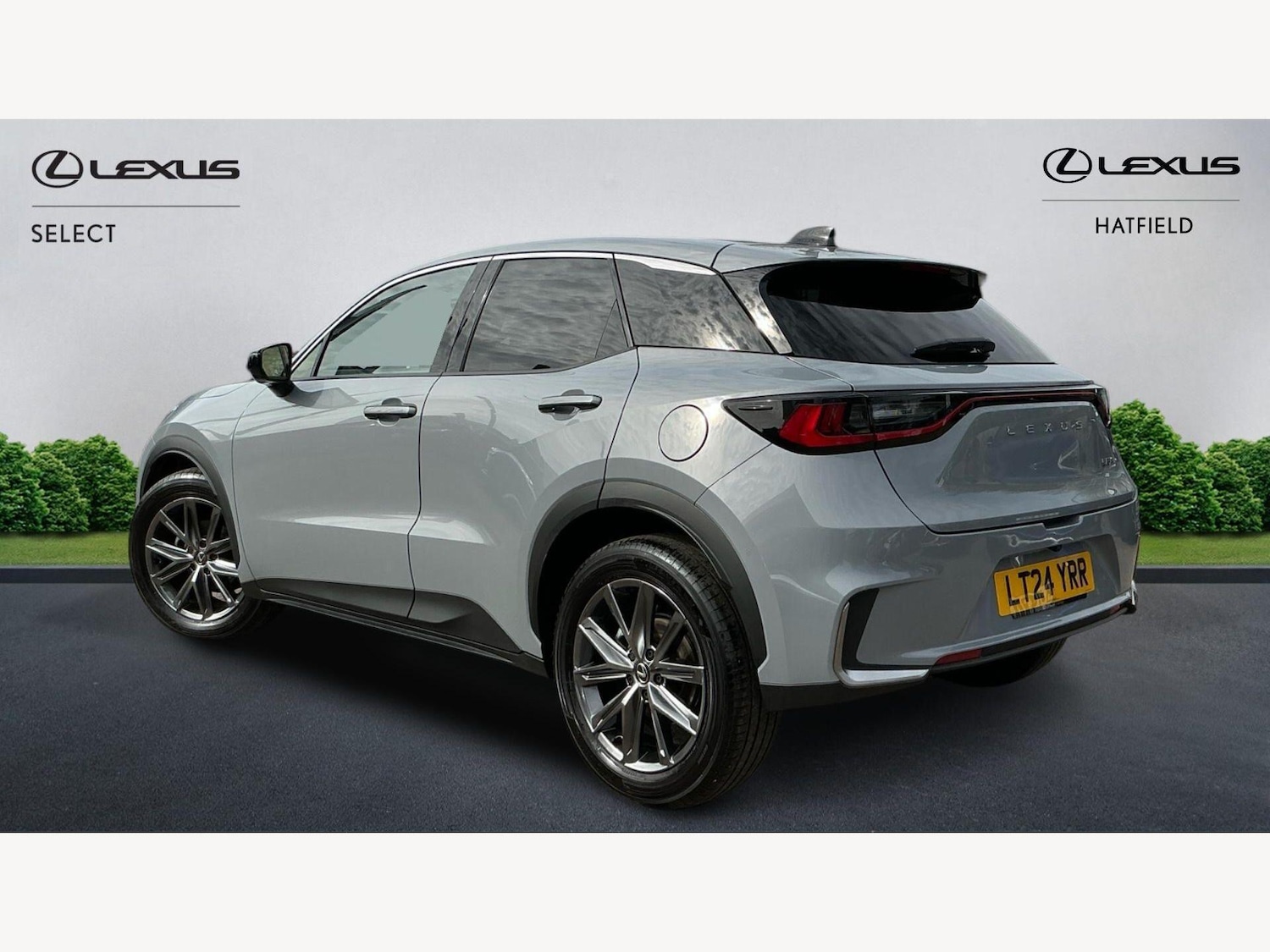 Used Lexus LBX 2024 for sale - 78072952: Photo 2