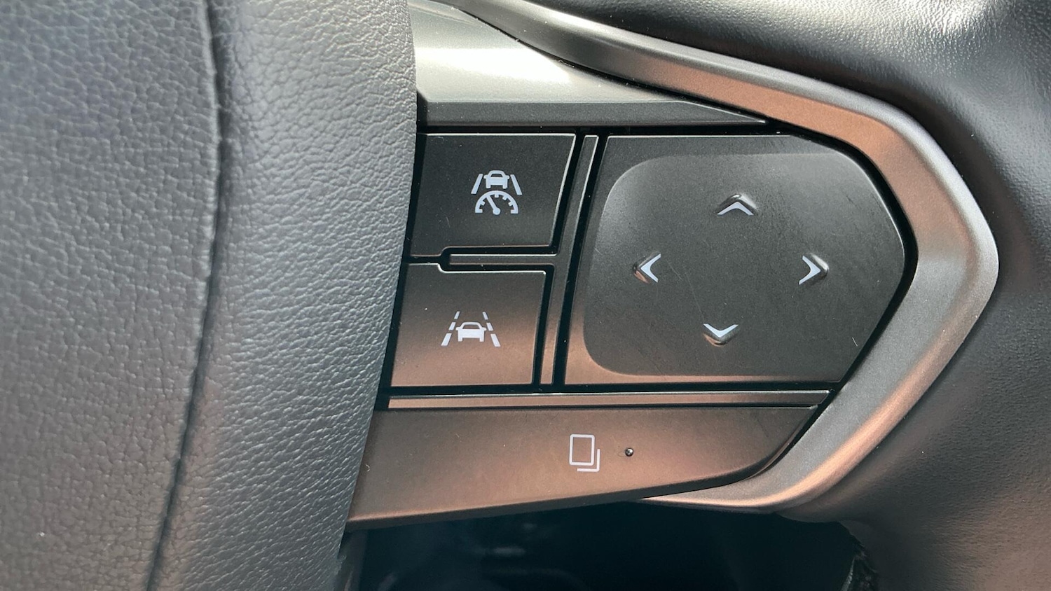 Used Lexus LBX 2024 for sale - 78072952: Photo 35