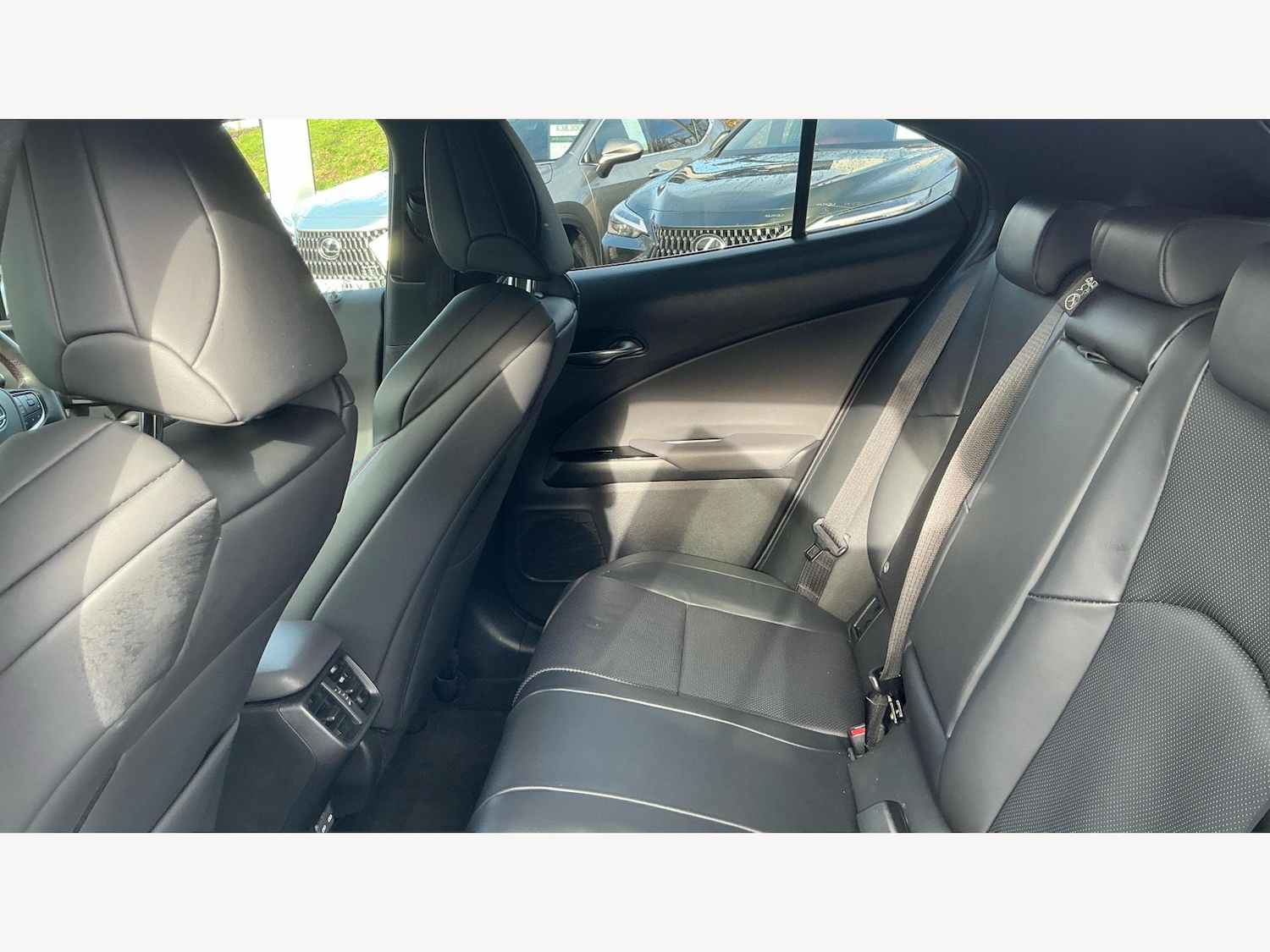 Used Lexus UX 2025 for sale - 77564976: Photo 16