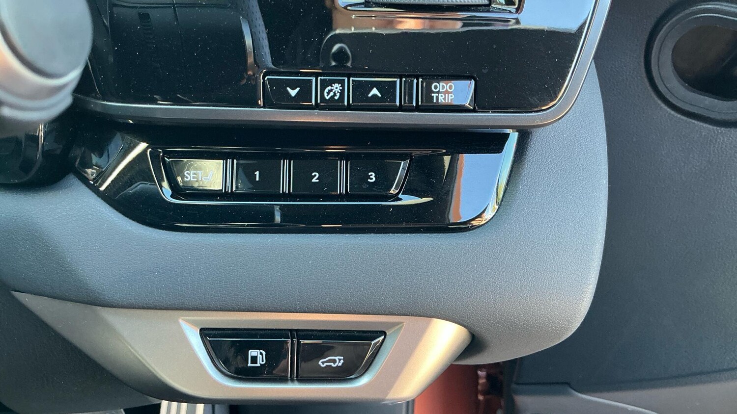 Used Lexus RX 2024 for sale - 75757215: Photo 33