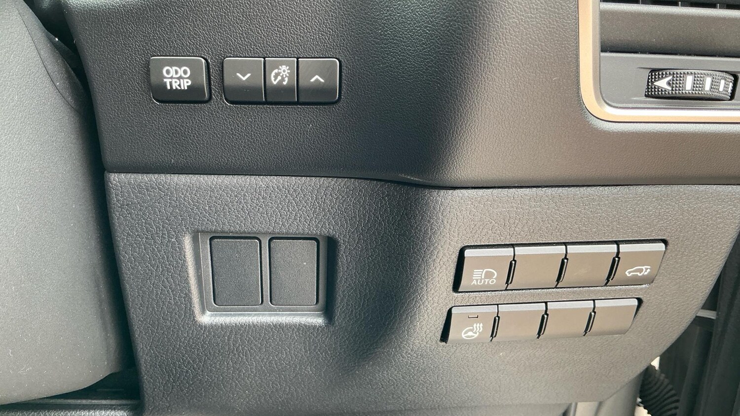 Vehicle 33