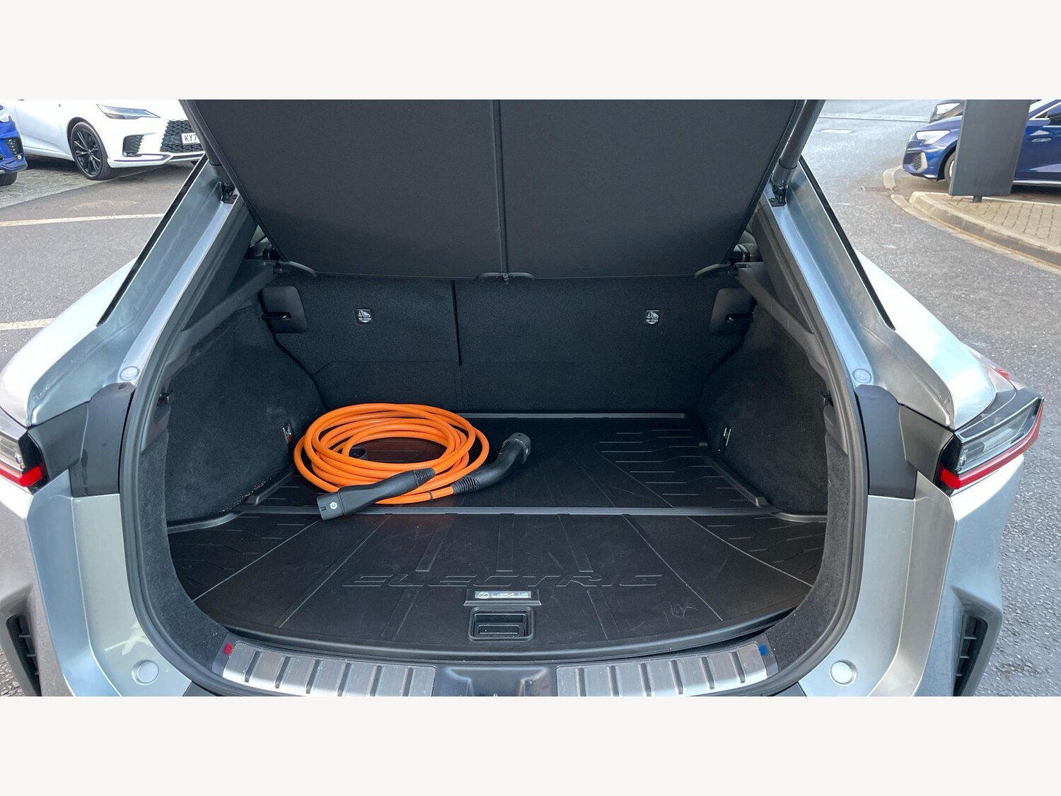 Used Lexus RZ for sale - 77696168: Photo 17