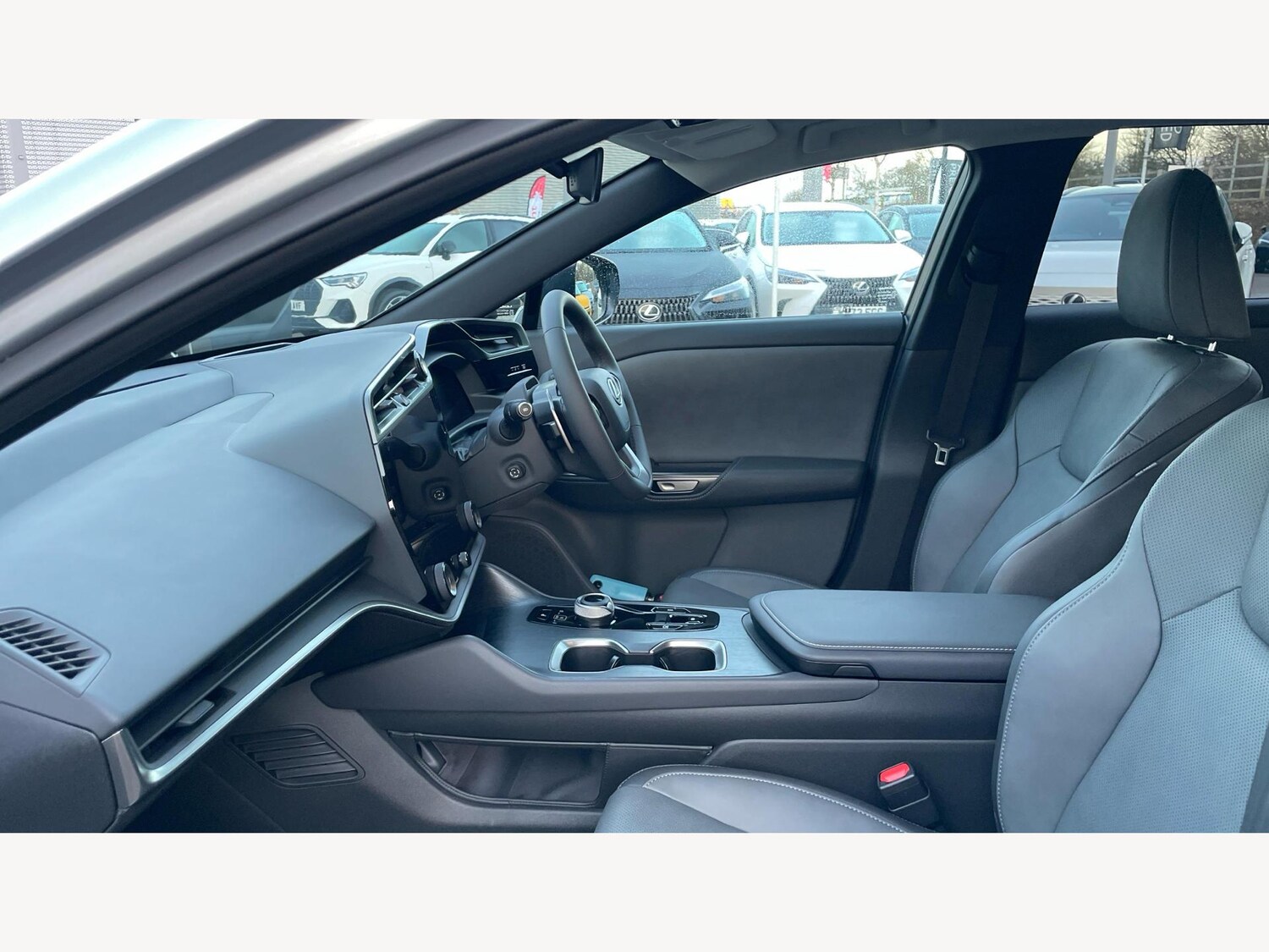 Used Lexus RZ for sale - 77696168: Photo 8