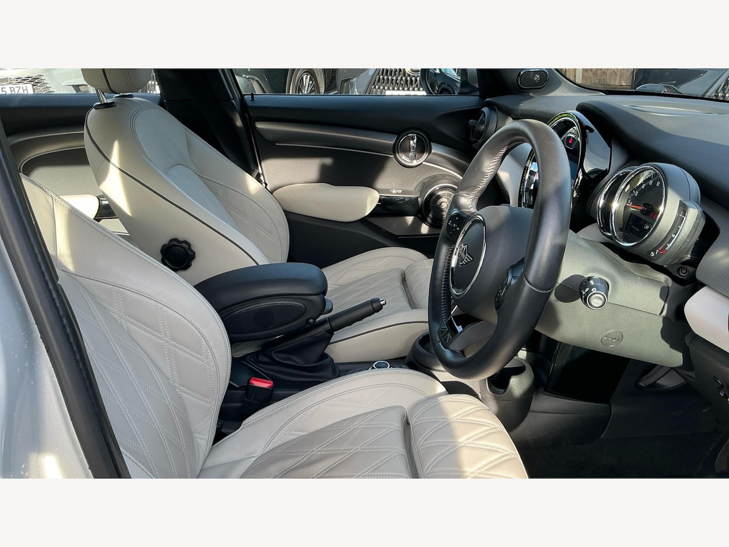 Used MINI Hatch 2022 for sale - 76409010: Photo 15