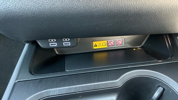 Used Lexus UX 2025 for sale - 76239493: Photo 37