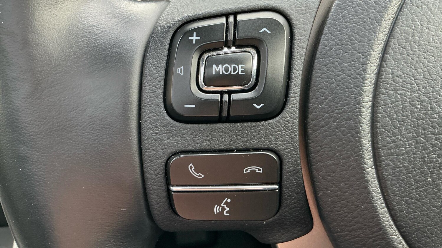 Used Lexus NX 2021 for sale - 76327003: Photo 35