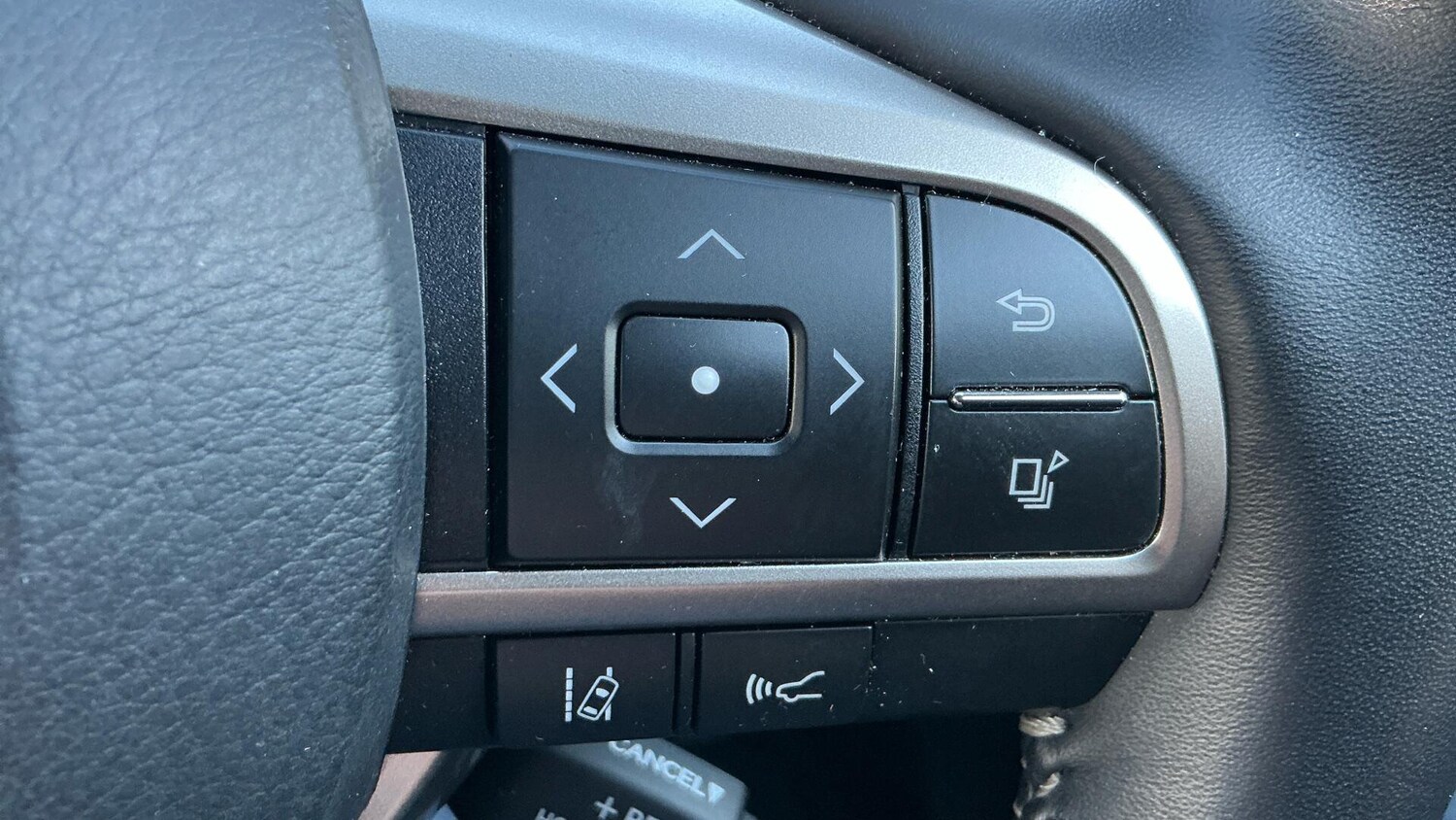 Used Lexus RX 2021 for sale - 77496262: Photo 35