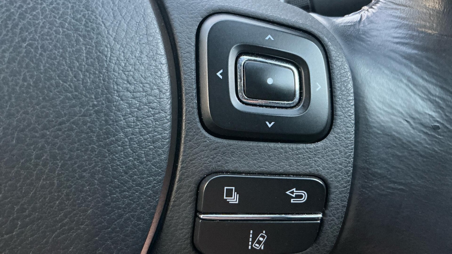 Used Lexus RC 2017 for sale - 76689712: Photo 35