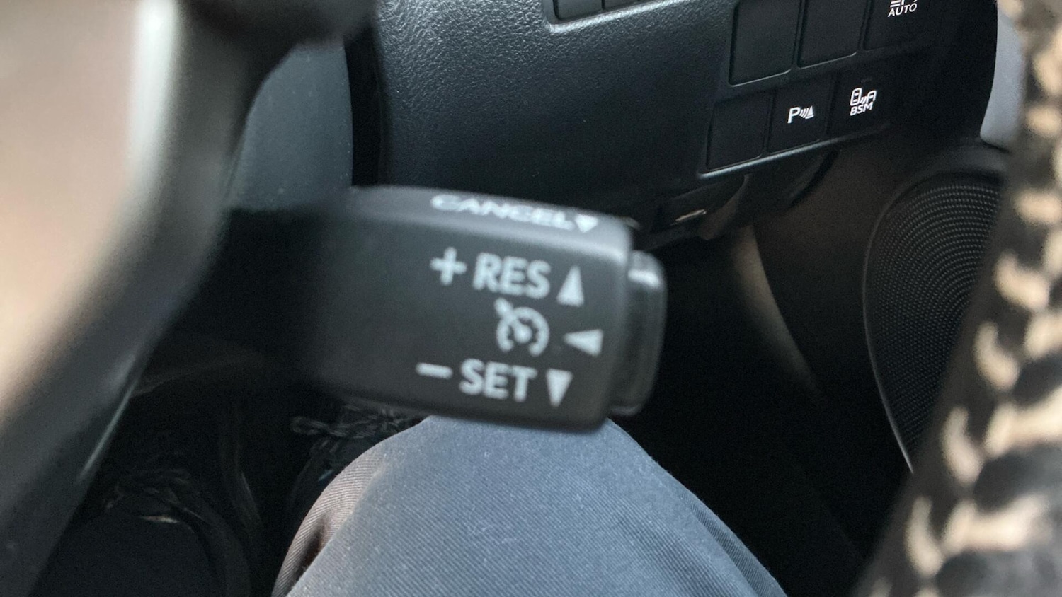 Used Lexus RC 2017 for sale - 76689712: Photo 36