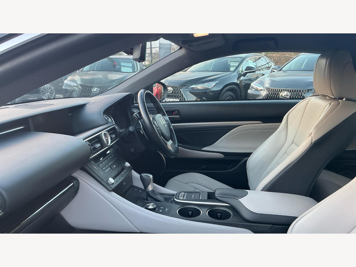 Used Lexus RC 2017 for sale - 76689712: Photo 8