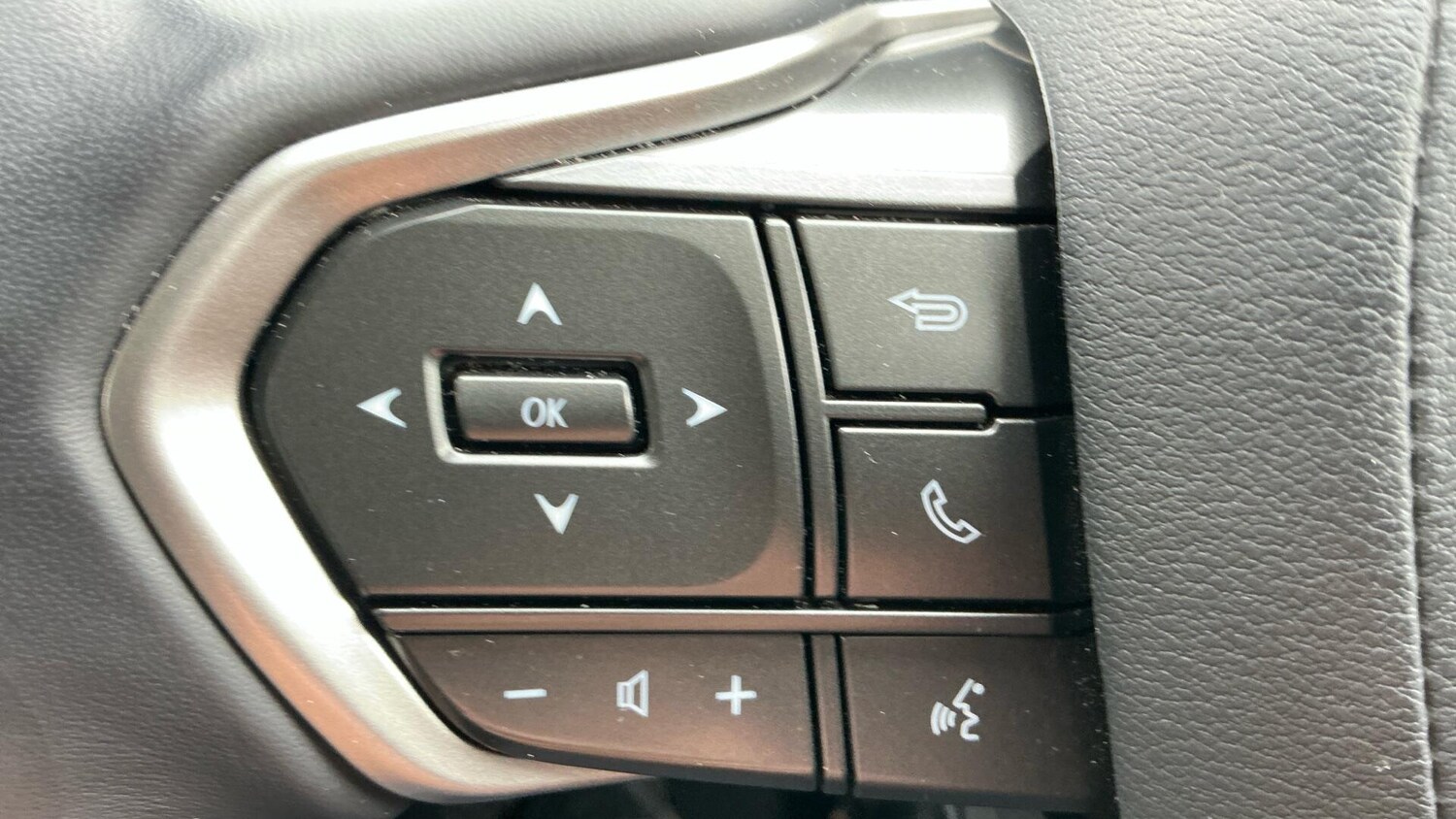 Used Lexus NX 2023 for sale - 76214975: Photo 33