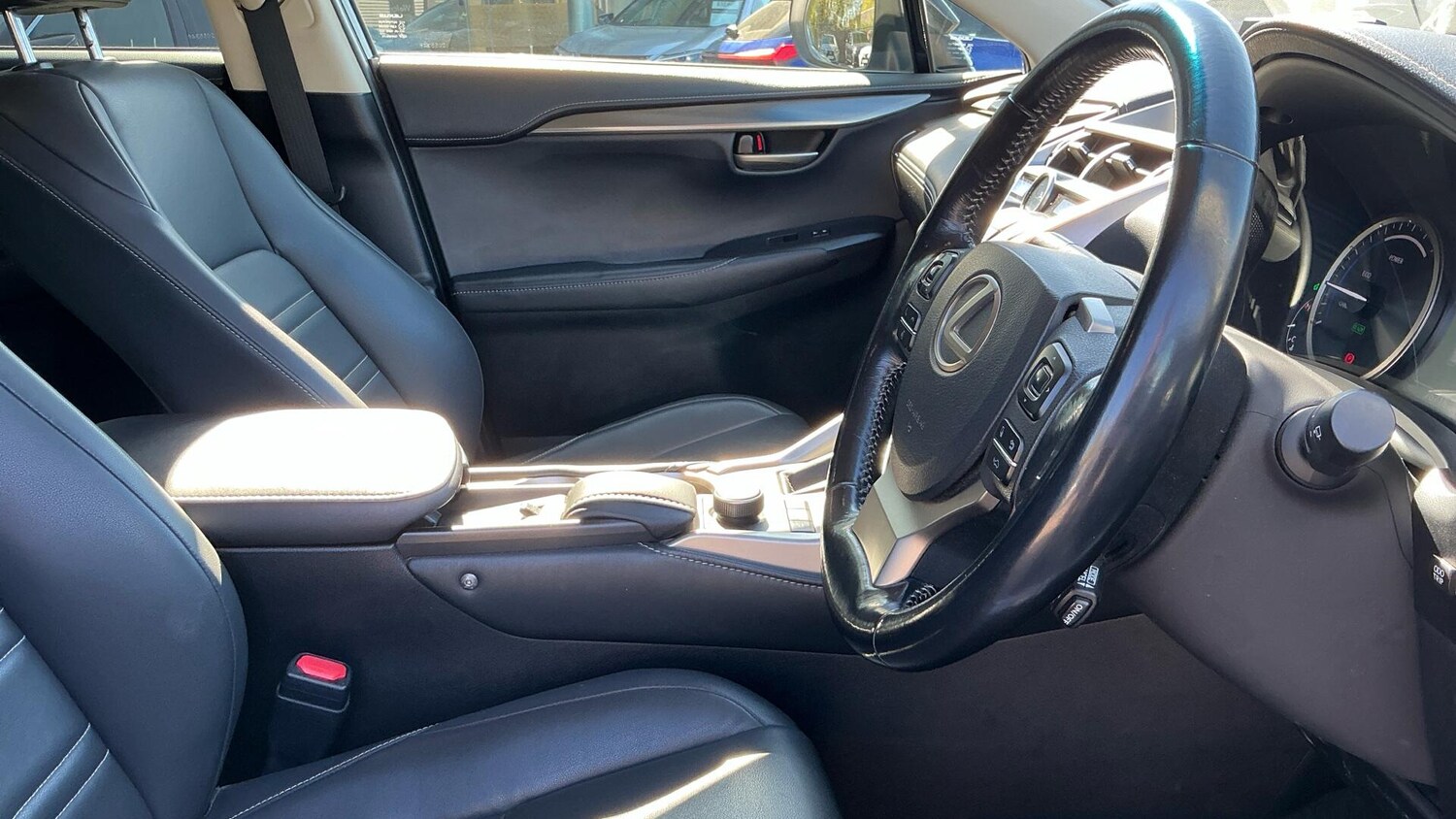 Used Lexus NX 2017 for sale - 78156573: Photo 13