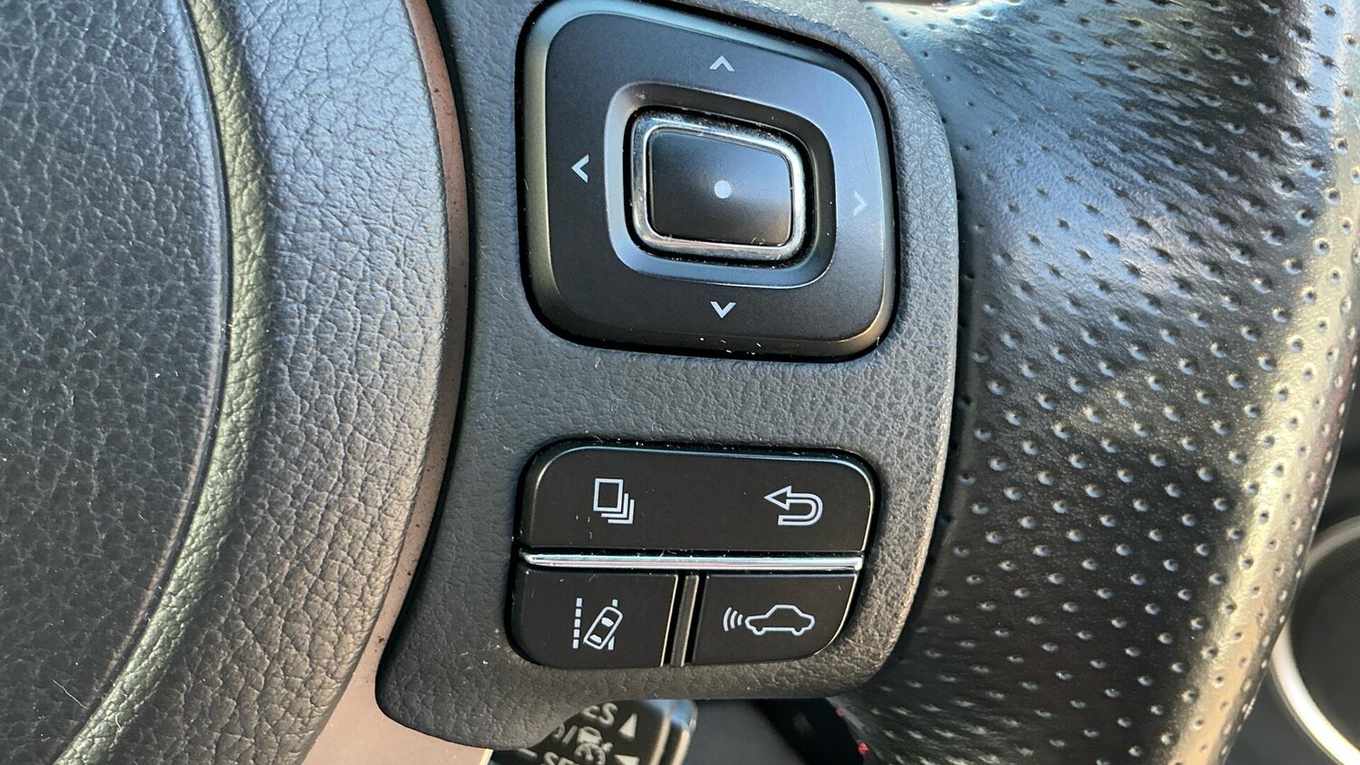 Used Lexus NX 2021 for sale - 76377611: Photo 34