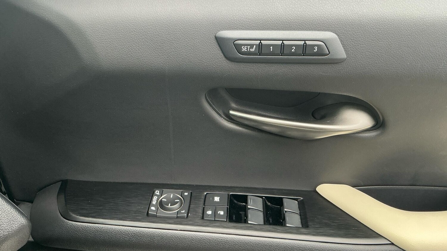 Used Lexus UX 2020 for sale - 77586627: Photo 38