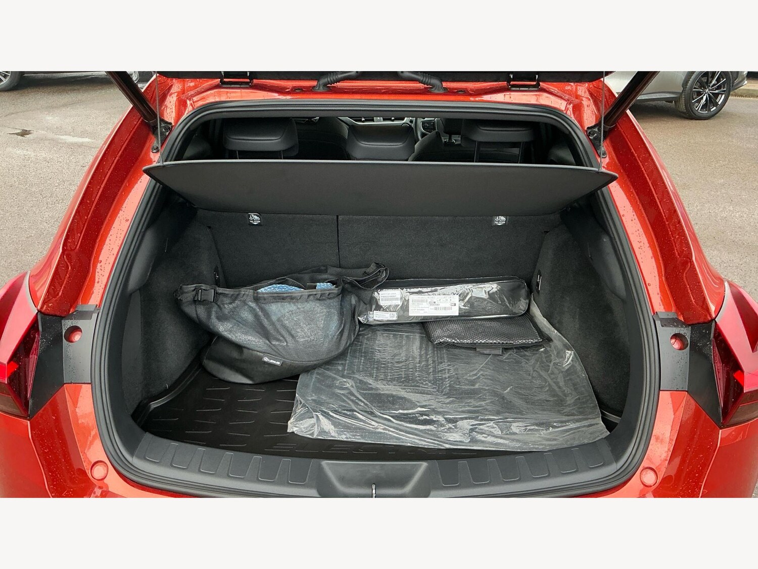 Used Lexus UX 2023 for sale - 77029248: Photo 17