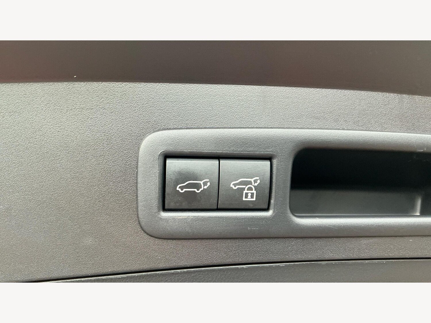 Used Lexus UX 2023 for sale - 77029248: Photo 30