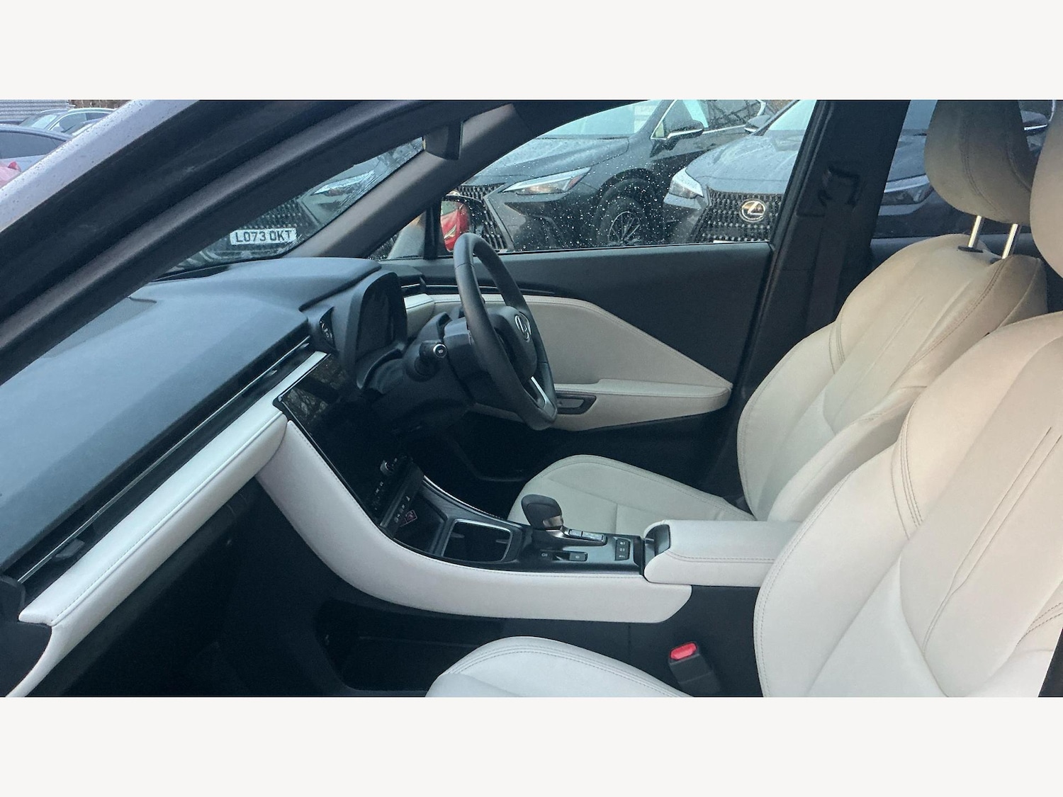 Used Lexus LBX 2024 for sale - 76801746: Photo 8