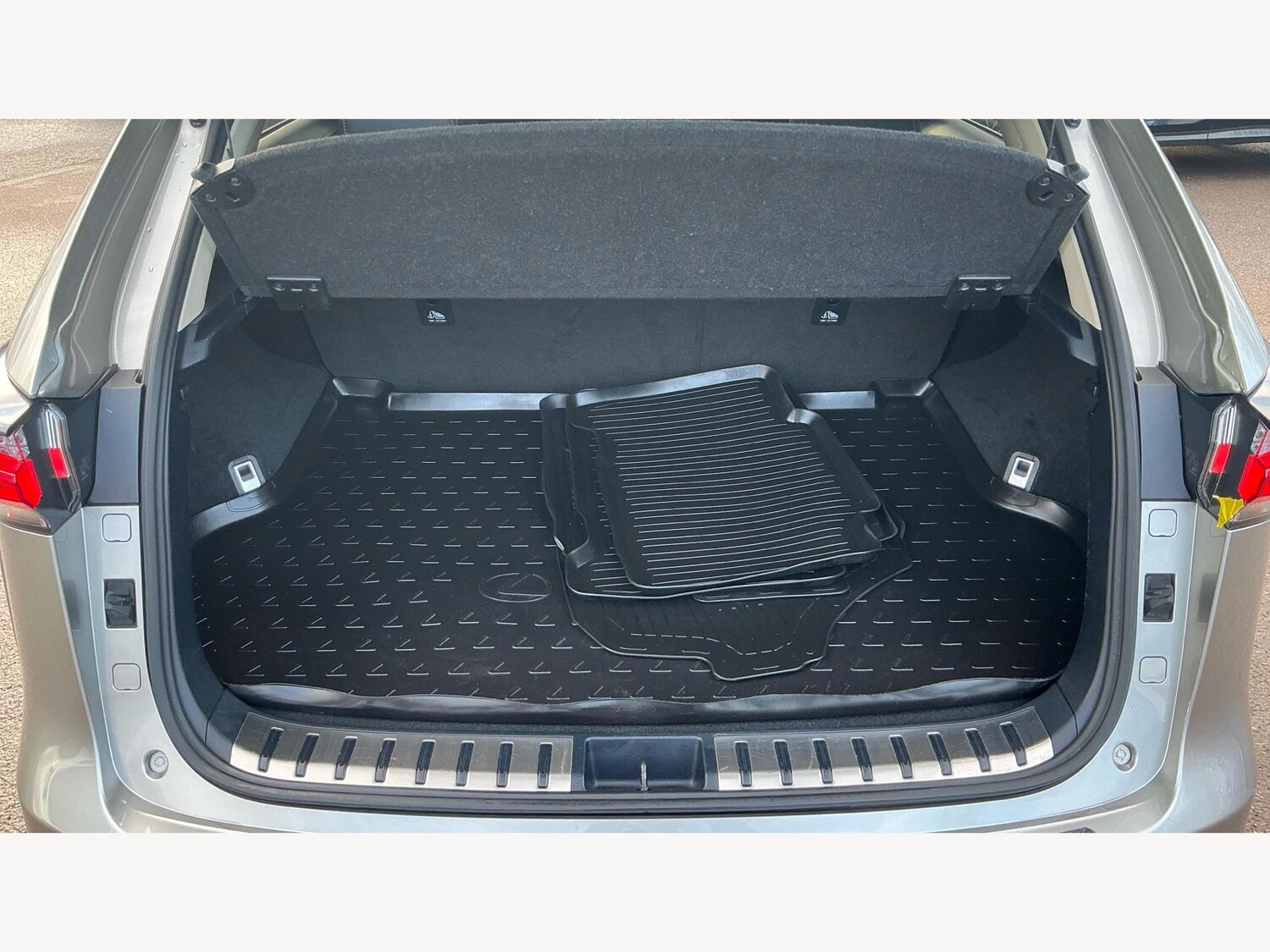 Used Lexus NX 2017 for sale - 77376022: Photo 17