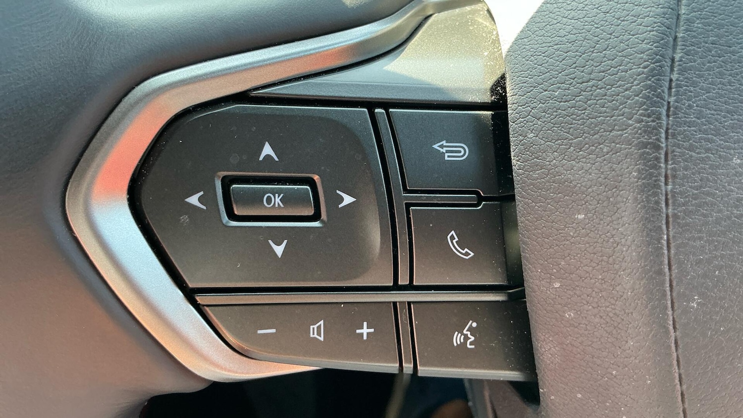 Used Lexus NX 2023 for sale - 76801035: Photo 33